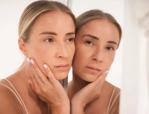 Piel madura que se ha vuelto sensible: por qué ahora reacciona y qué hacer