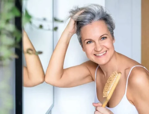 Cómo cambia el cabello en la menopausia y qué necesita realmente