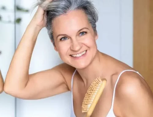 Cómo cambia el cabello en la menopausia y qué necesita realmente