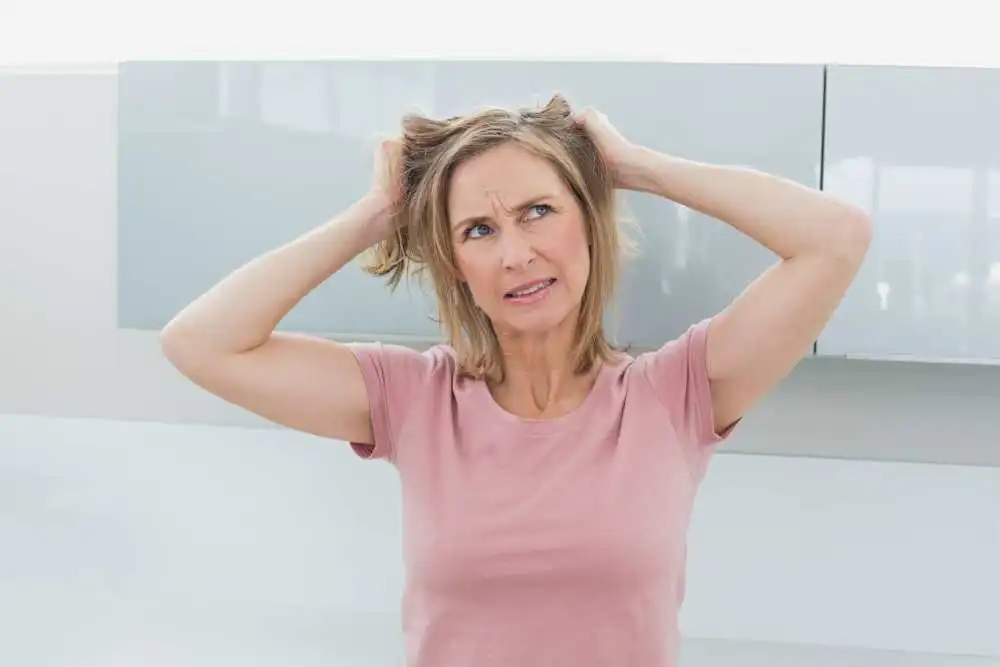 cambios cabello menopausia cuero cabelludo